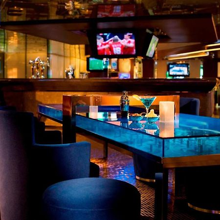 Hong Kong Skycity Marriott Hotel Étterem fotó The Sports Bar