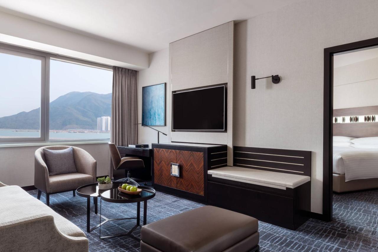 Hong Kong Skycity Marriott Hotel Kültér fotó Deluxe Room