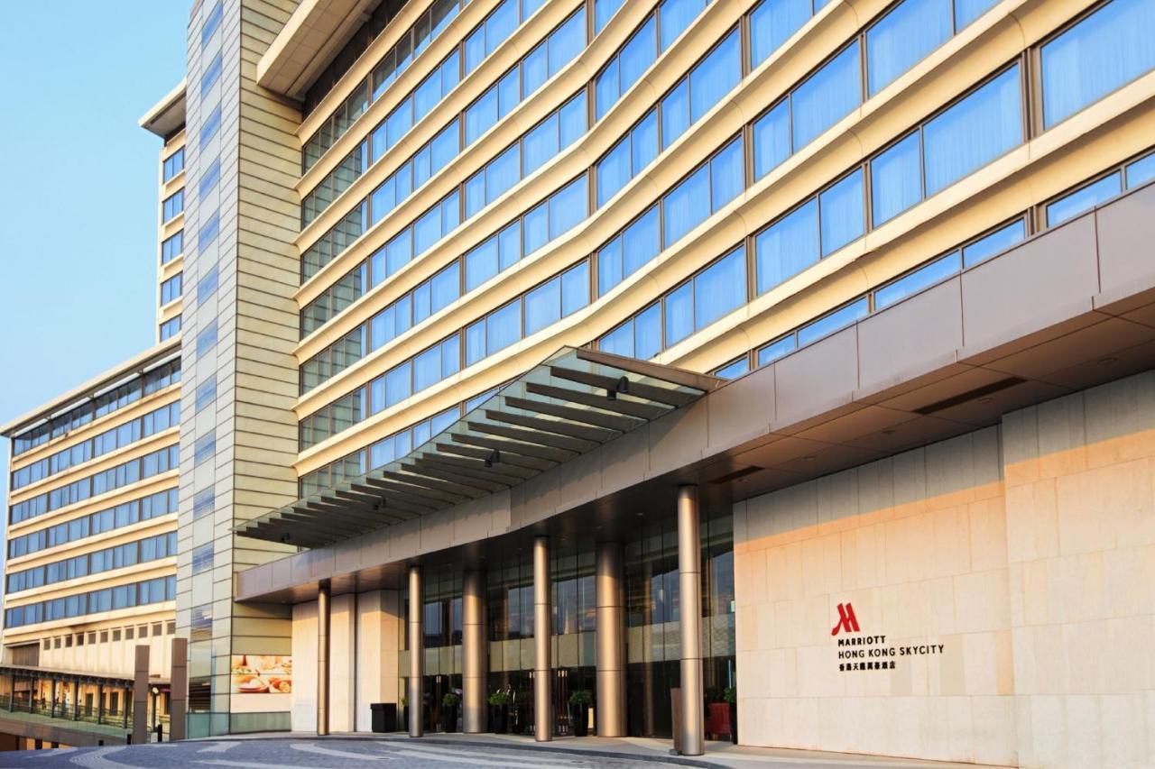 Hong Kong Skycity Marriott Hotel Kültér fotó The hotel's entrance