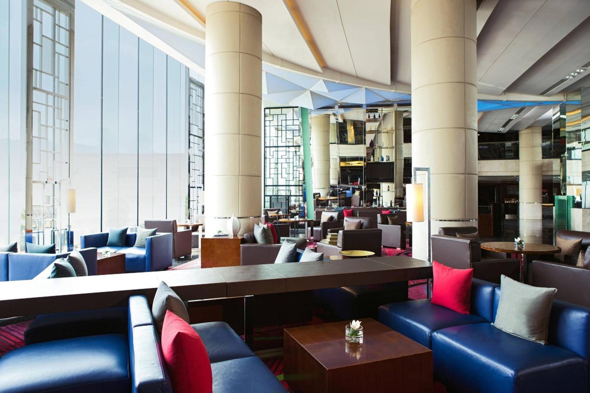 Hong Kong Skycity Marriott Hotel Kültér fotó The lobby